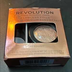 Revolution Flawless Foils in Rebound